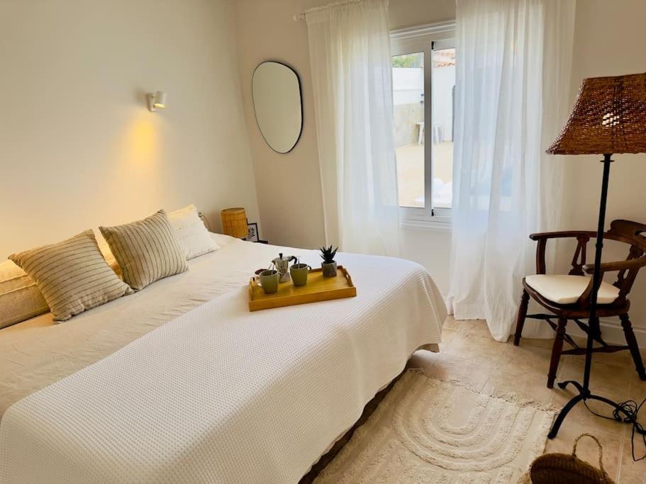 Beachfront Villa And Pool Puerto de Santiago  Extérieur photo