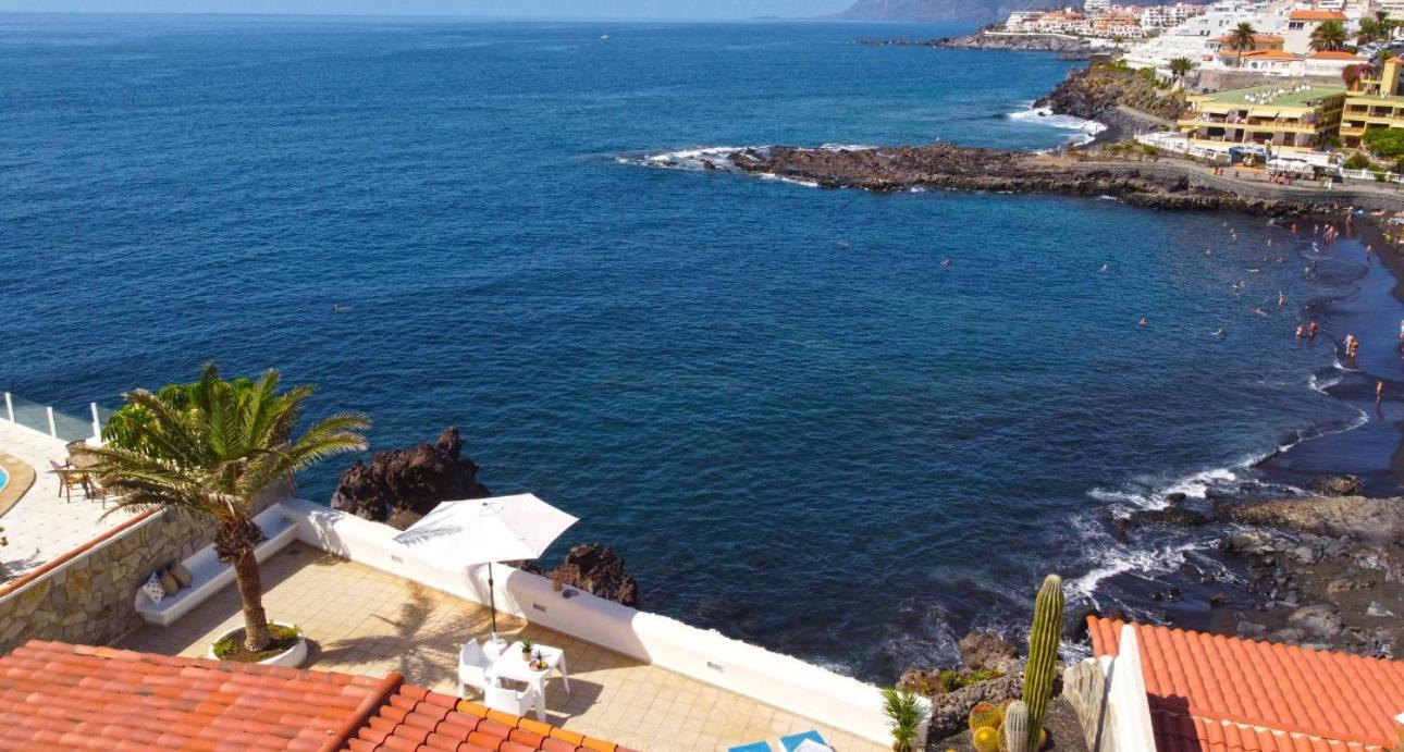 Beachfront Villa And Pool Puerto de Santiago  Extérieur photo